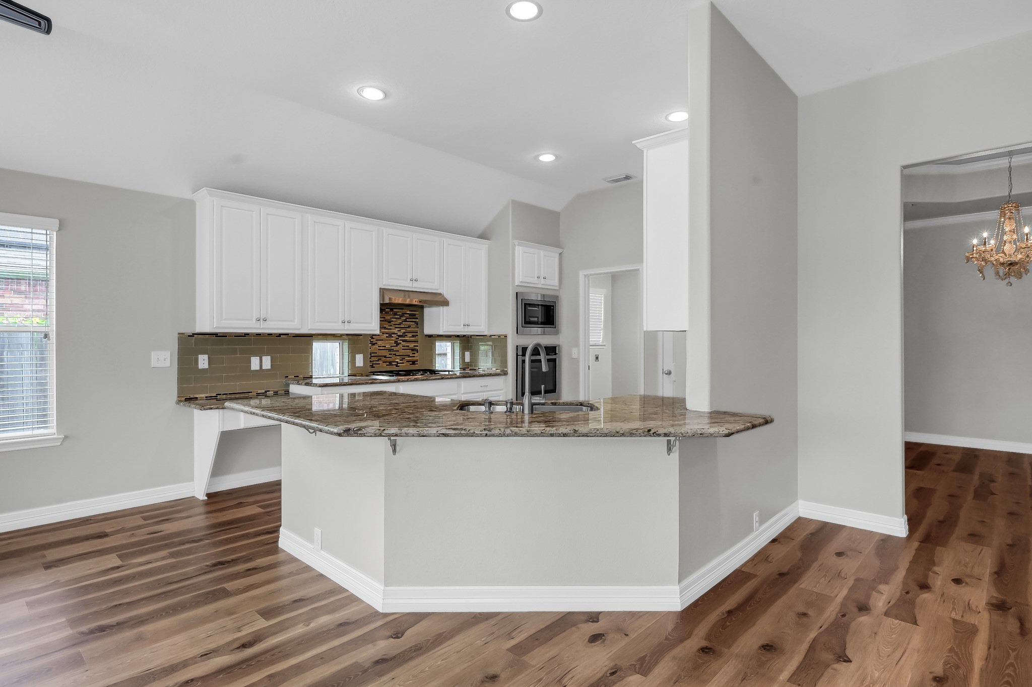 2906 Reynolds Creek Drive Spring, TX 77388 - Photo 15 of 38