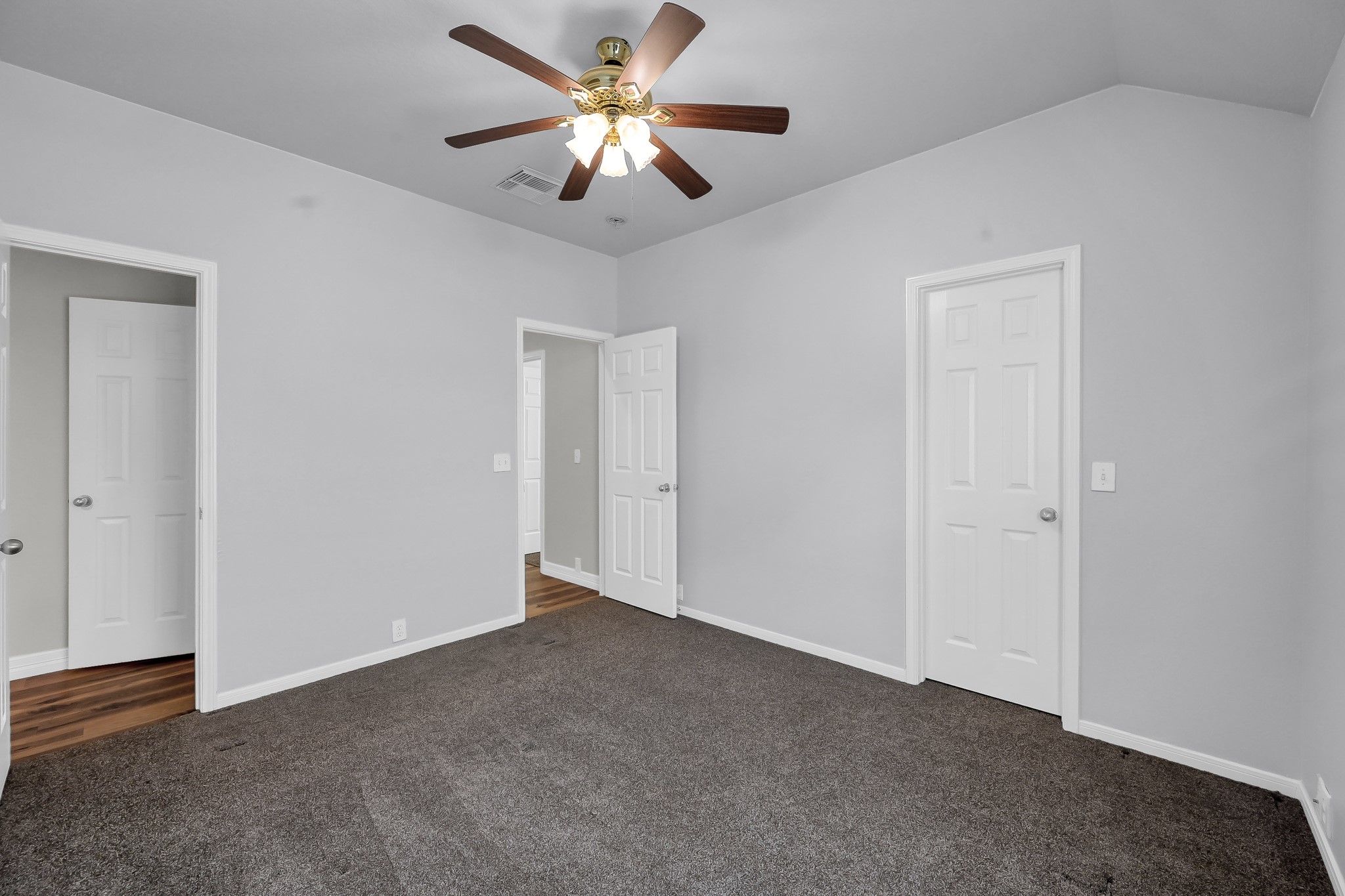 2906 Reynolds Creek Drive Spring, TX 77388 - Photo 30 of 38