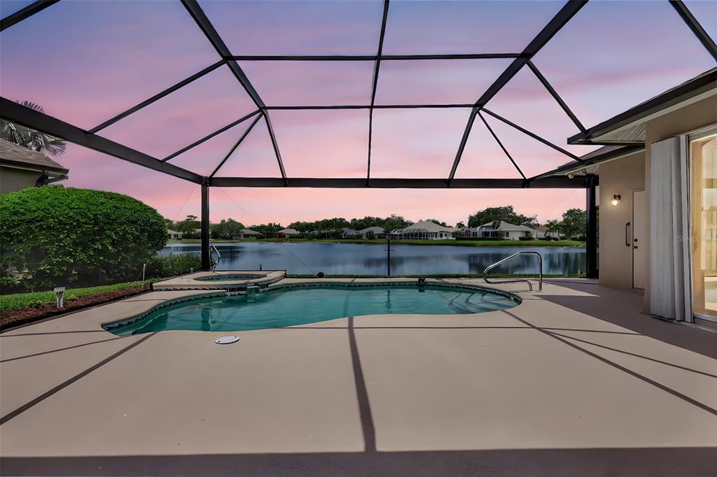 11328 Rivers Bluff Circle Lakewood Ranch, FL 34202 - Photo 2 of 82 Gallery Image 2