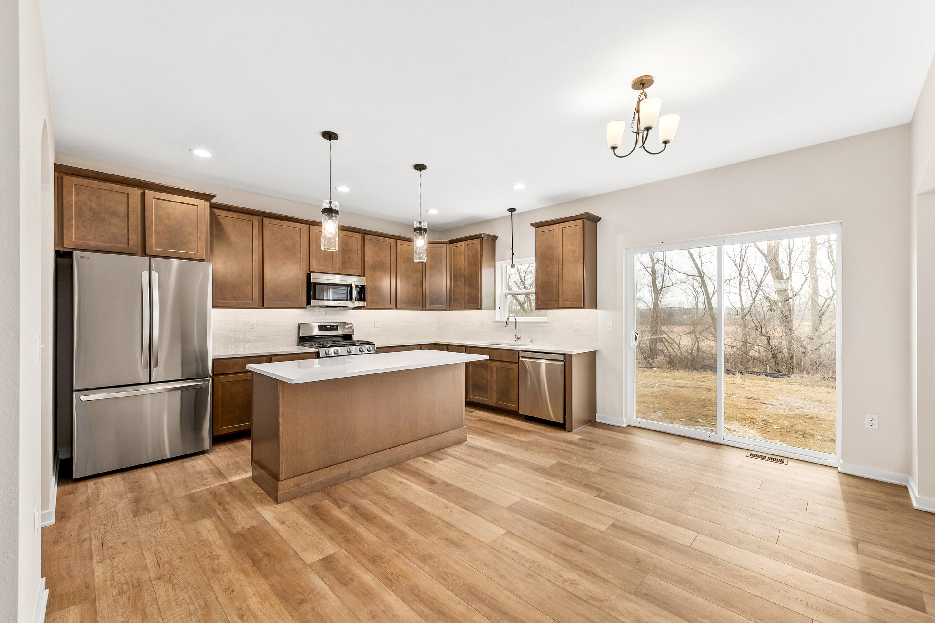 2264 Ravenswood Road Burlington, WI 53105 - Photo 13 of 37 2264 Ravenswood Rd-16