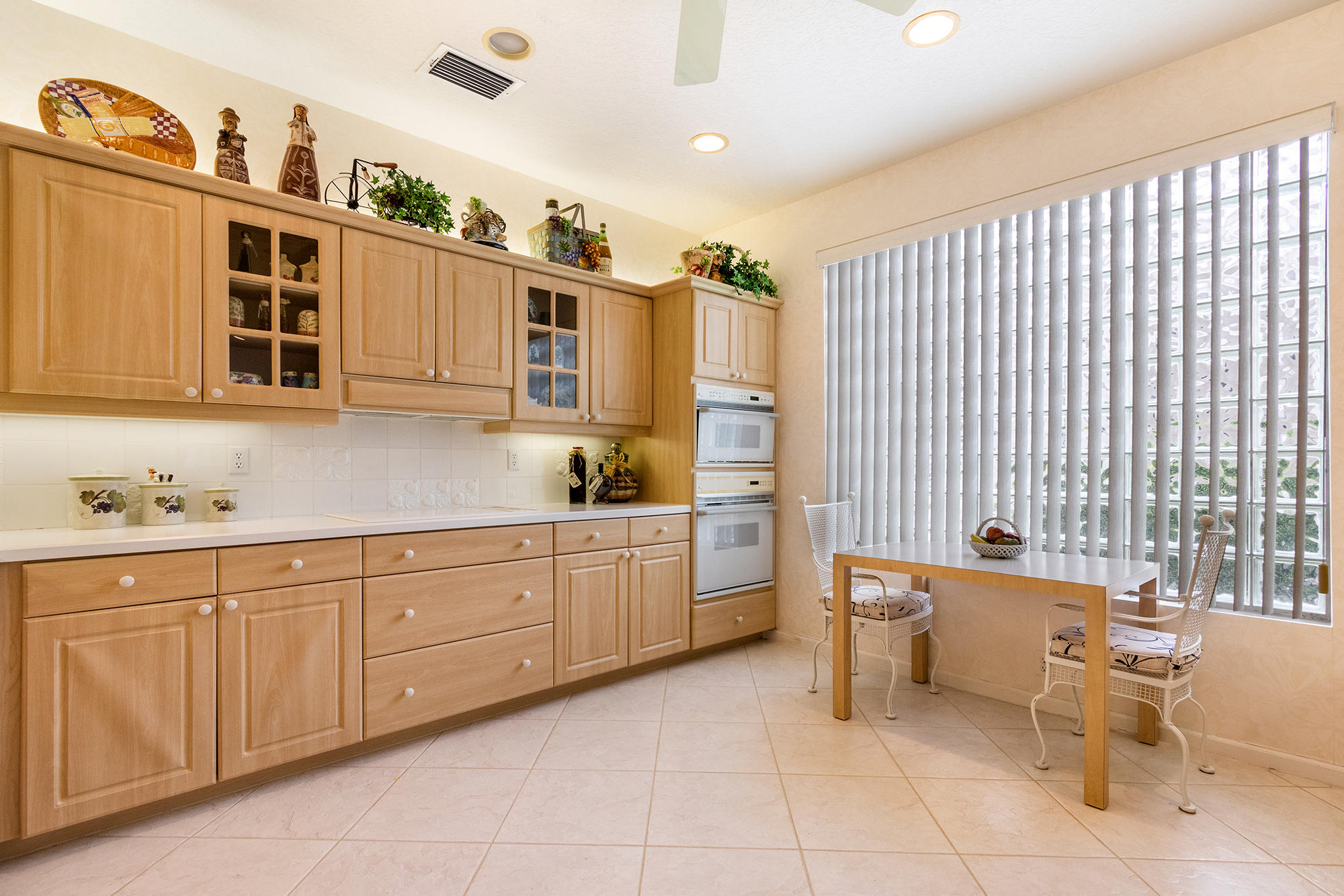 21669 Hammock Point Drive Boca Raton, FL 33433 - Photo 8 of 23 Kitchen