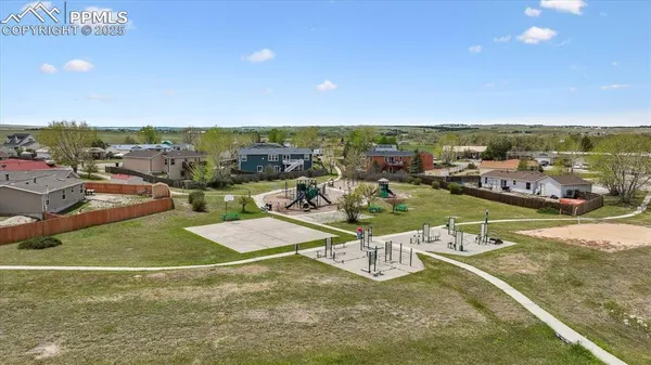 $329,900 | 645 Yuma Loop, Unit 105, Kiowa, CO 80117