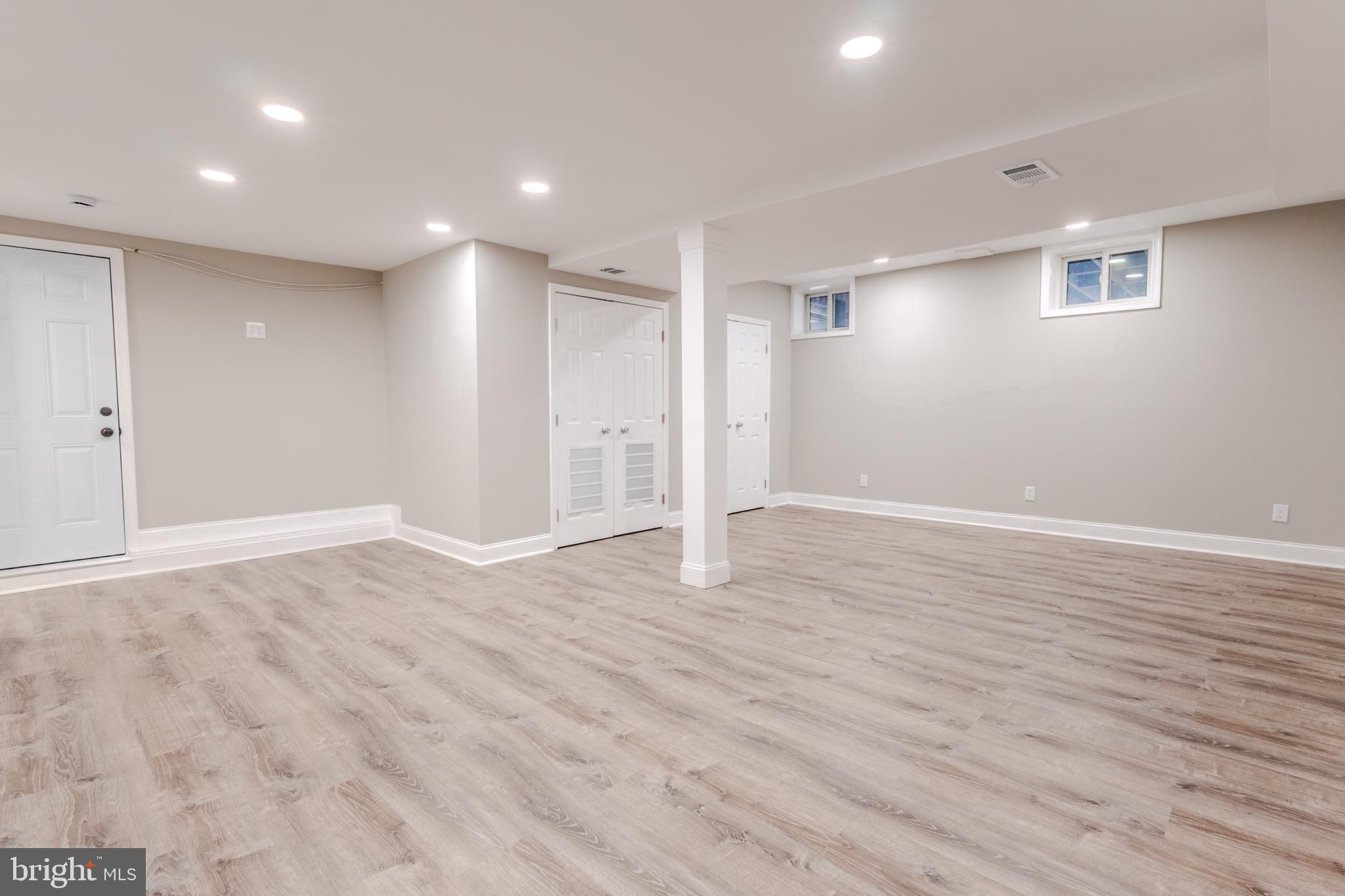 524 Ridge Road Annapolis, MD 21401 - Photo 5 of 17 a view of empty room with wooden floor
