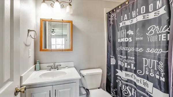 $899,900 | 65 County Road 2209N, Cleveland, TX 77327