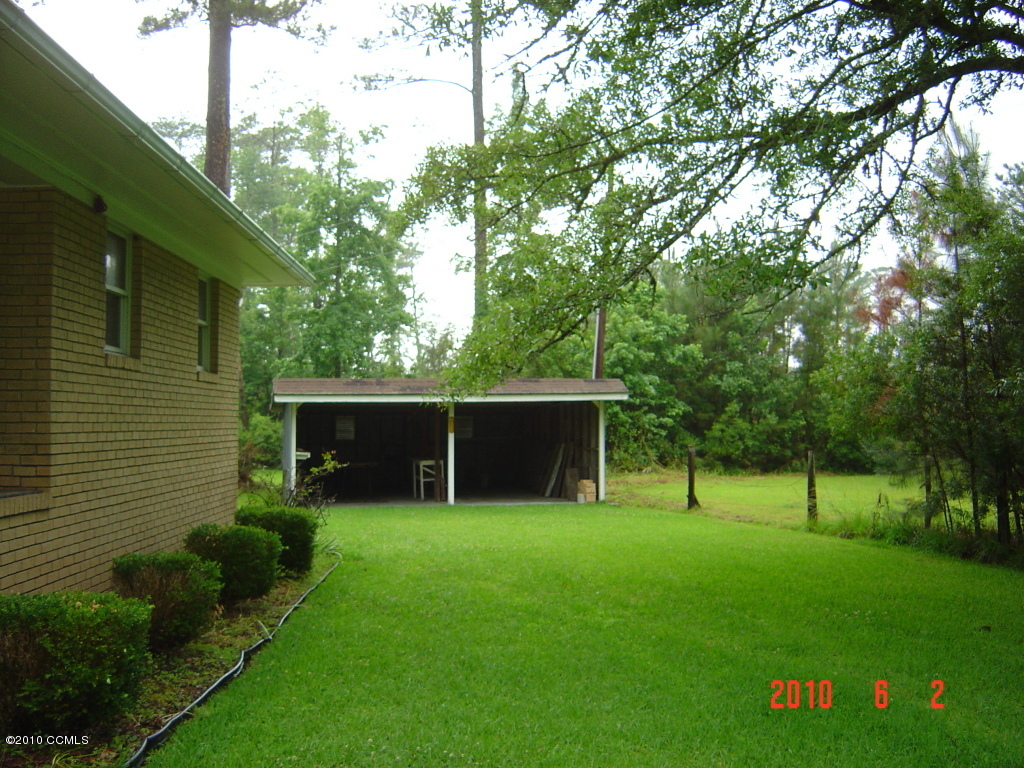 4403 Merrimon Road Beaufort, NC 28516 - Photo 4 of 4 Double Bay Shed