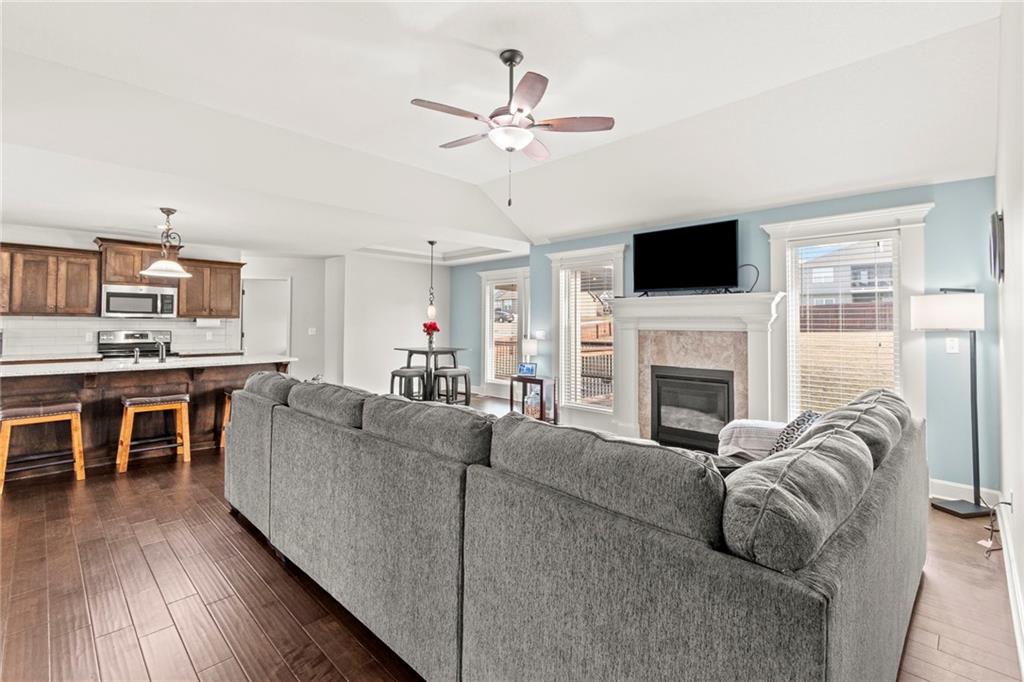 705 Chisam Road Kearney, MO 64060 - Photo 7 of 36