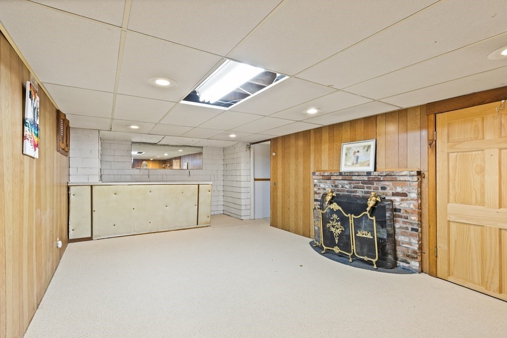 156 Squanto Road Quincy, MA 02169 - Photo 18 of 23 Gallery Image 18