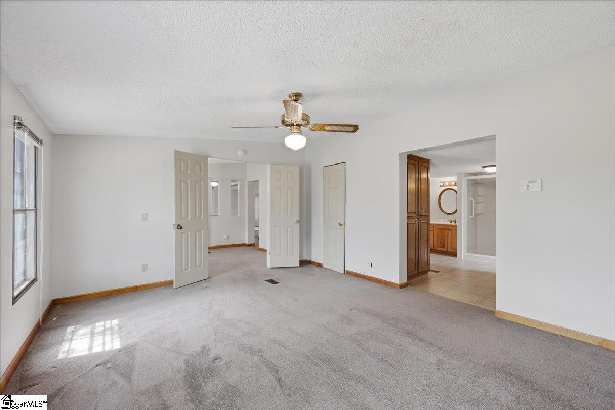 554 Berry Shoals Road Duncan, SC 29334 - Photo 16 of 43
