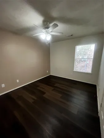 $2,090 | 5508 Lilywood Lane, Rosharon, TX 77583