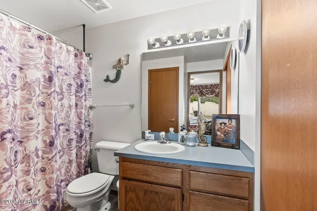 $270,000 | 105 Peach Tree Lane, Unit 3, Yakima, WA 98908