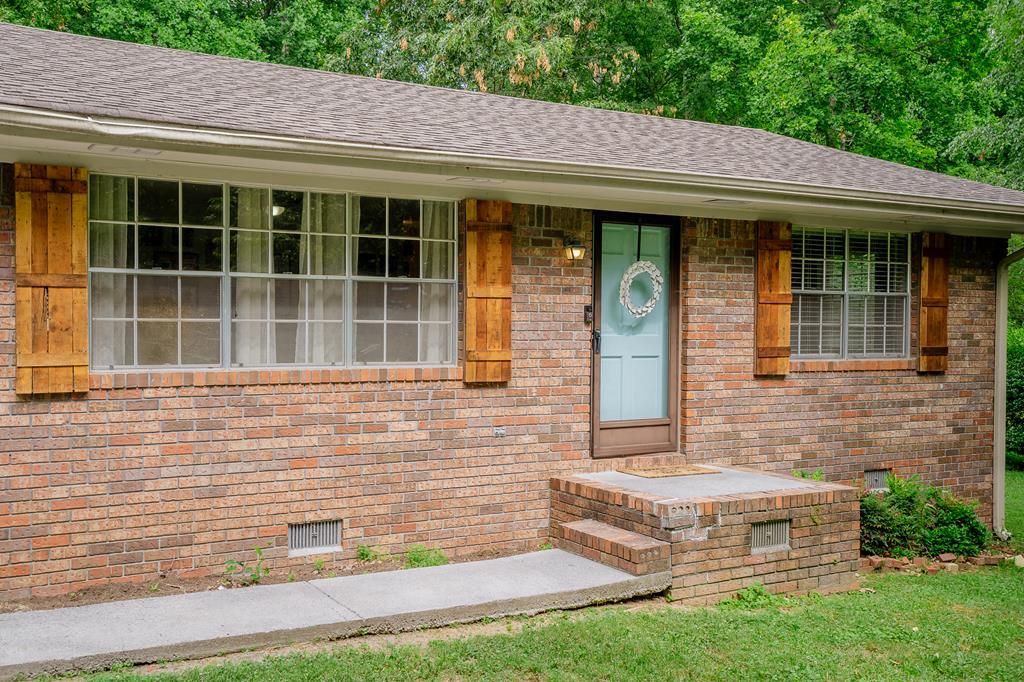 1539 Brooker Farm Road Northeast Dalton, GA 30721 - Photo 2 of 40
