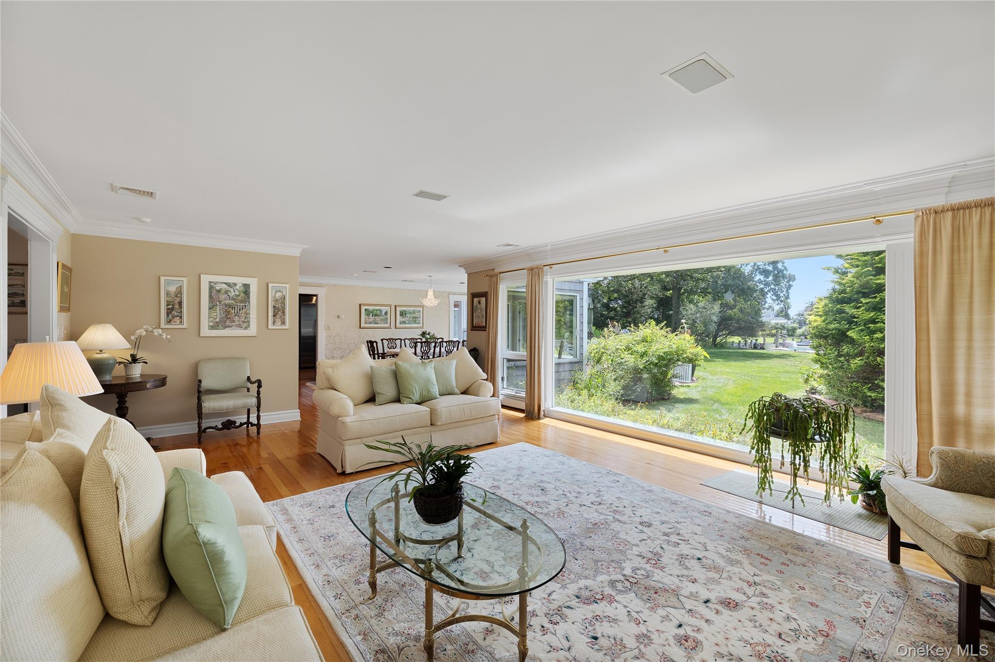 110 Elder Road Islip, NY 11751 - Photo 12 of 48 Gallery Image 12