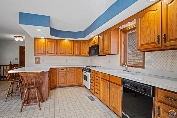 $435,000 | 5320 Southwest Burlingame Road, Topeka, KS 66609
