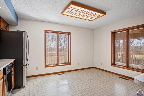 $435,000 | 5320 Southwest Burlingame Road, Topeka, KS 66609