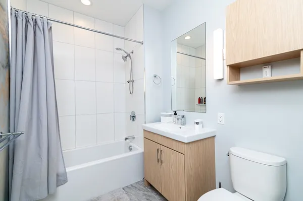 $5,500 | 57 Quincy Shore Drive, Unit PH WEST, Quincy, MA 02171
