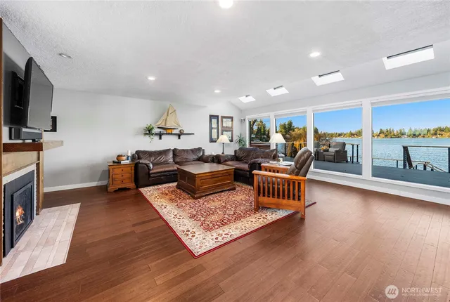 $1,699,999 | 11410 Gravelly Lake Drive Southwest, Lakewood, WA 98499