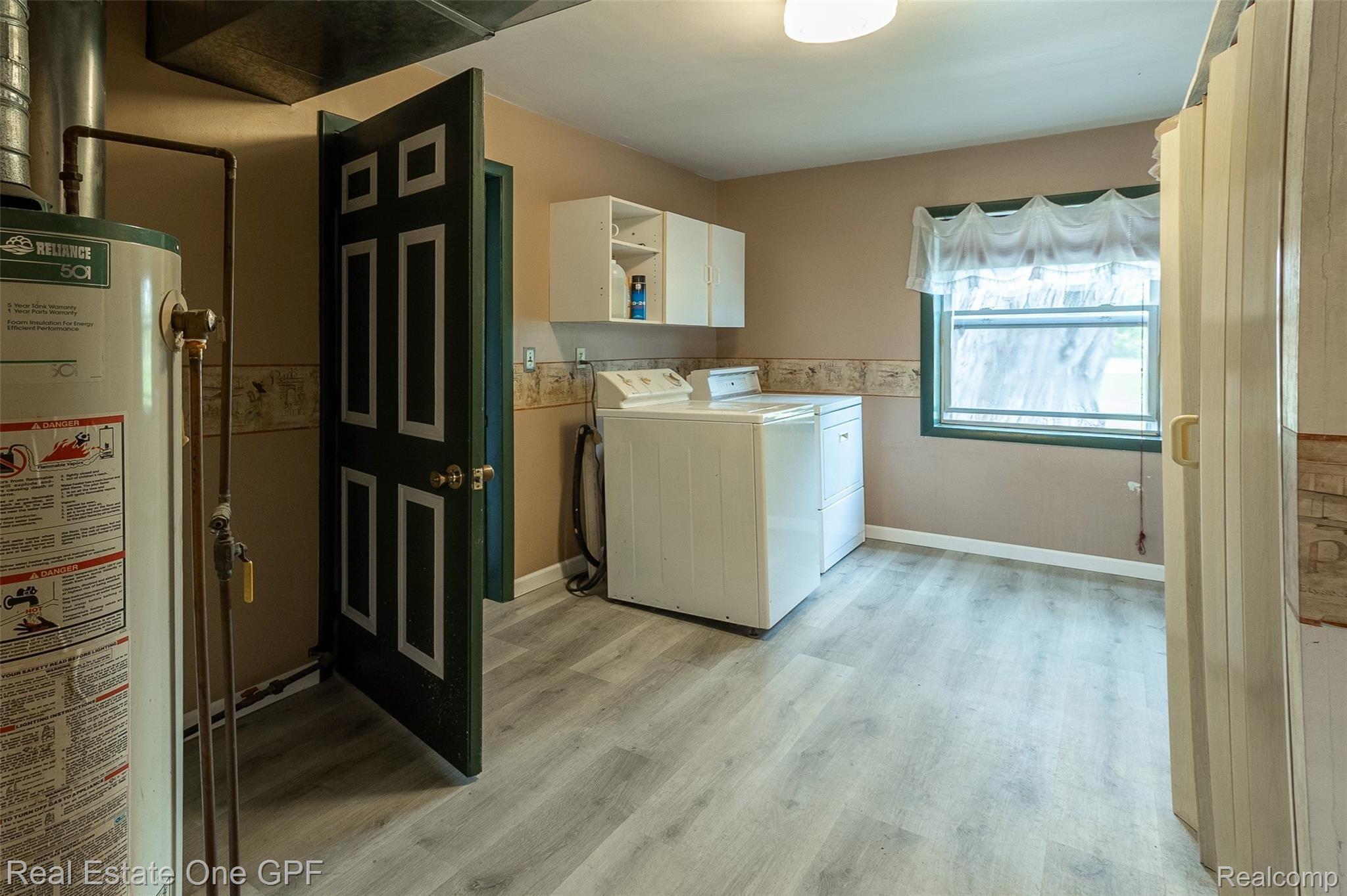 6765 North Road Fort Gratiot, MI 48059 - Photo 34 of 74 040.JPG