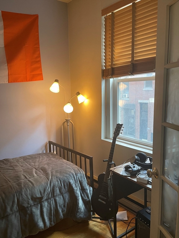 162 Endicott Street, Unit 2 Boston, MA 02113 - Photo 5 of 6