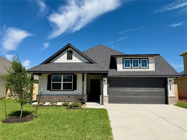 $359,900 | 3544 Pointe Du Hoc Drive, Bryan, TX 77808