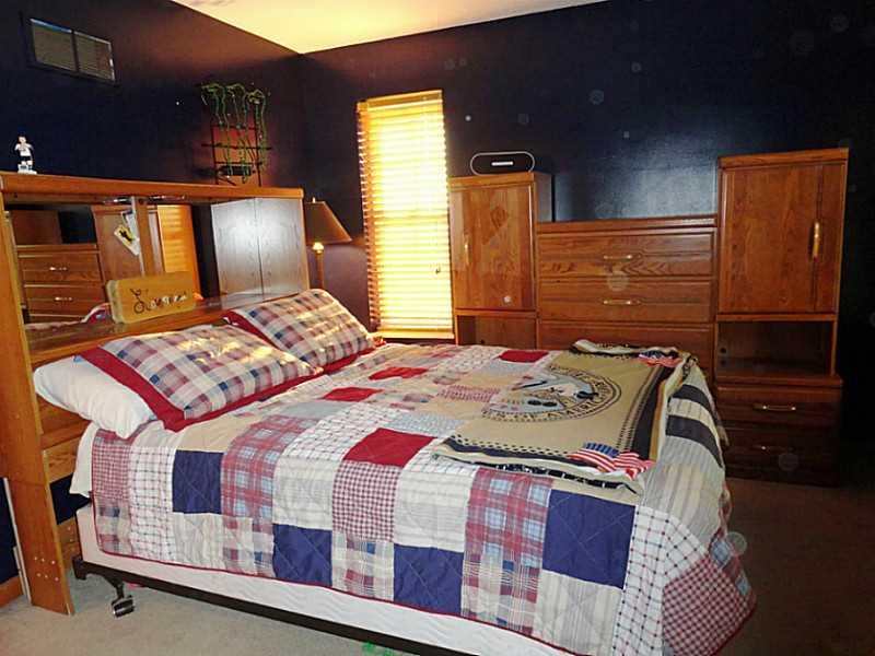 1115 Ridge Road Burgettstown, PA 15021 - Photo 17 of 25 Bedroom.