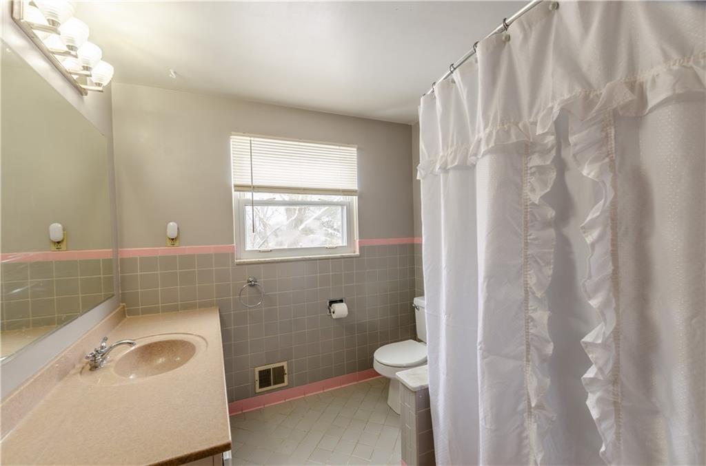 2371 Willowbrook Road Pittsburgh, PA 15241 - Photo 18 of 25 Gallery Image 18