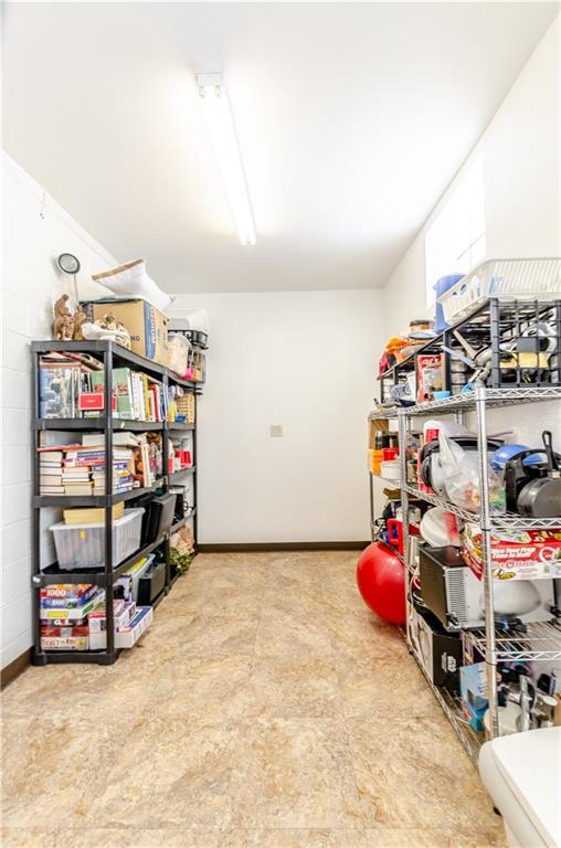 2371 Willowbrook Road Pittsburgh, PA 15241 - Photo 19 of 25 Gallery Image 19