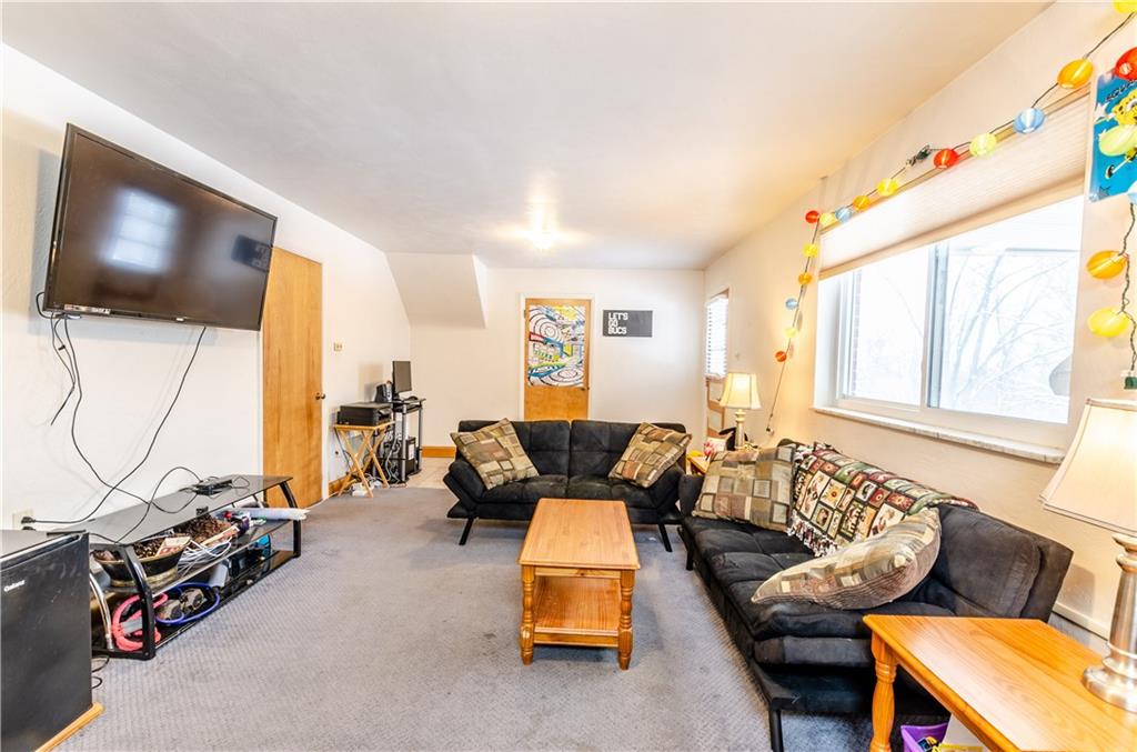 2371 Willowbrook Road Pittsburgh, PA 15241 - Photo 21 of 25 Gallery Image 21