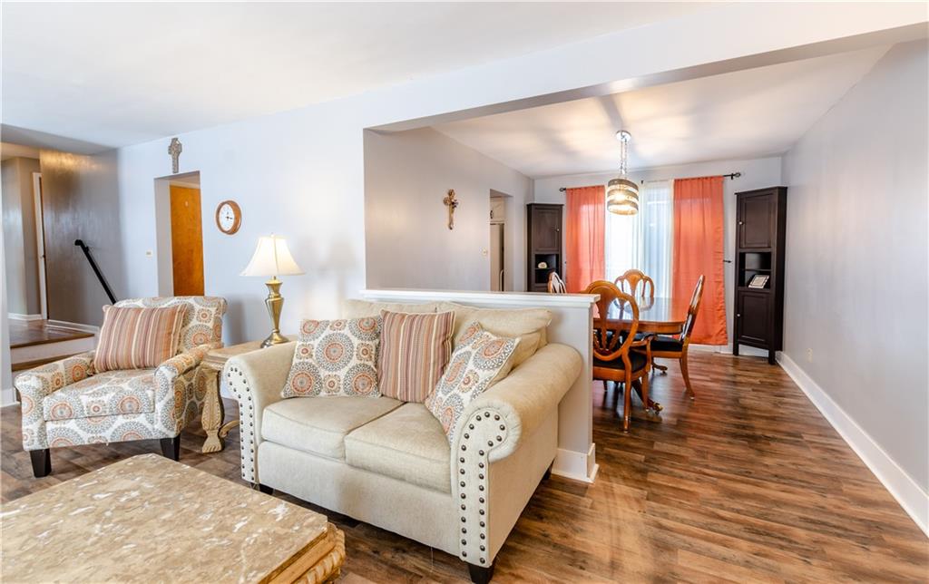 2371 Willowbrook Road Pittsburgh, PA 15241 - Photo 6 of 25 Gallery Image 6