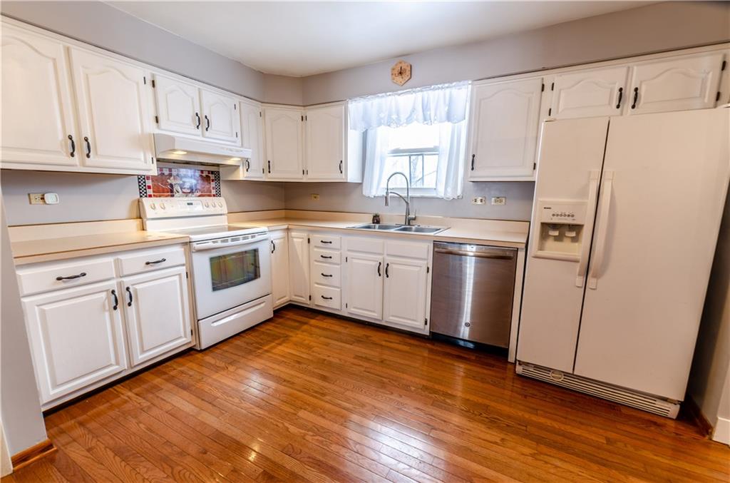 2371 Willowbrook Road Pittsburgh, PA 15241 - Photo 10 of 25 Gallery Image 10