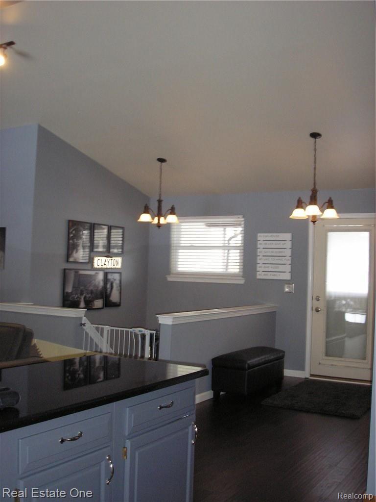 124 North Baldwin Road Oxford, MI 48371 - Photo 12 of 39 P1010157.JPG