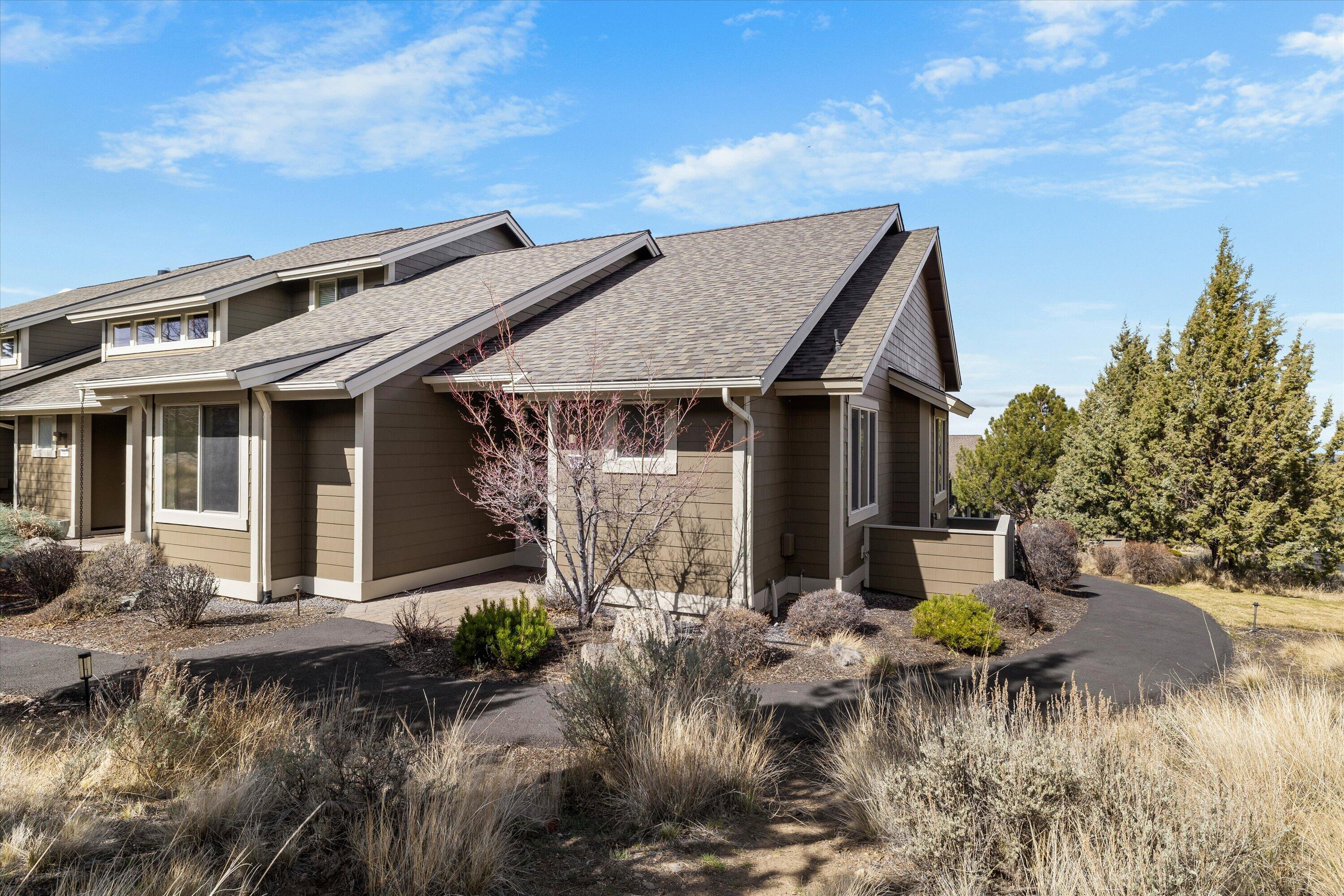 10879 Village Loop Redmond, OR 97756 - Photo 28 of 37 Front view