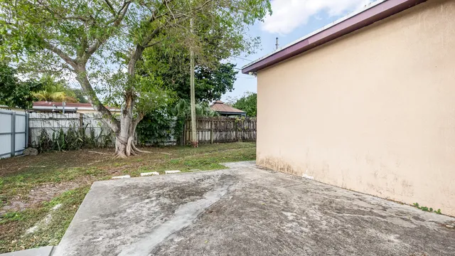 $550,000 | 3500 Southwest 47th Avenue, West Park, FL 33023