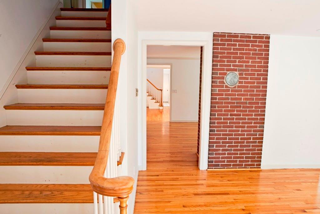 178 Foreside Road Cumberland, ME 04110 - Photo 24 of 31 Living Rm view thru Dining rm to...
