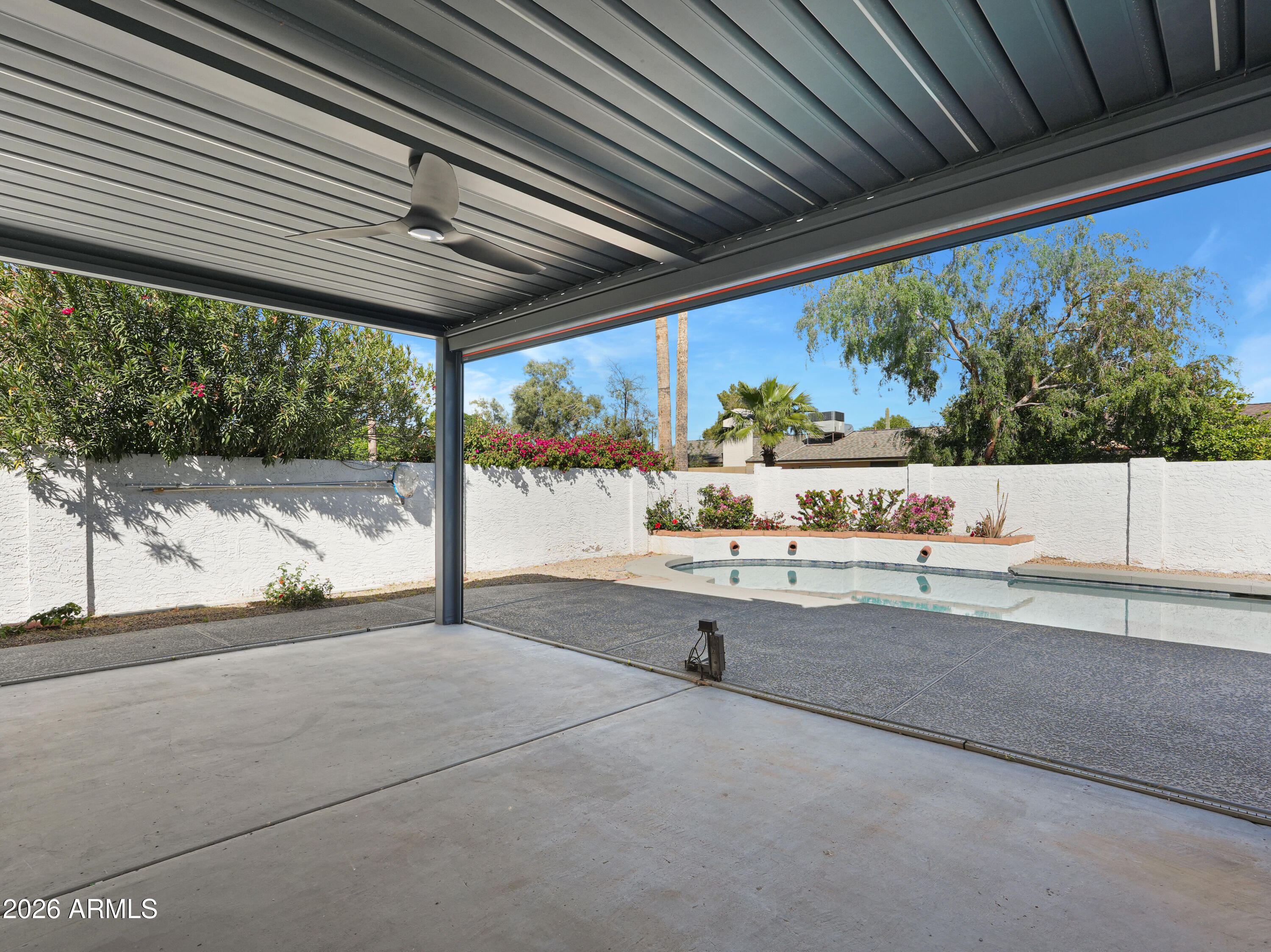 1960 East Krista Way Tempe, AZ 85284 - Photo 32 of 36 a view of a backyard