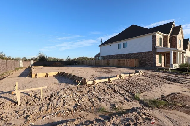 $429,925 | 21726 Sagebrush Mdw Drive, Waller, TX 77484