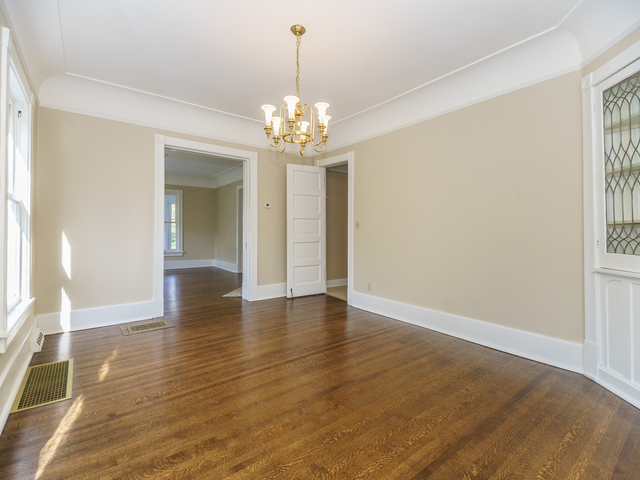 91 North Cowley Road Riverside, IL 60546 - Photo 12 of 39