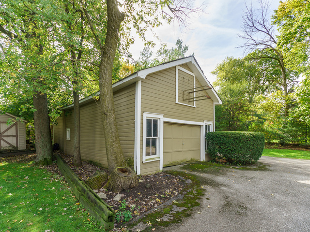 91 North Cowley Road Riverside, IL 60546 - Photo 32 of 39