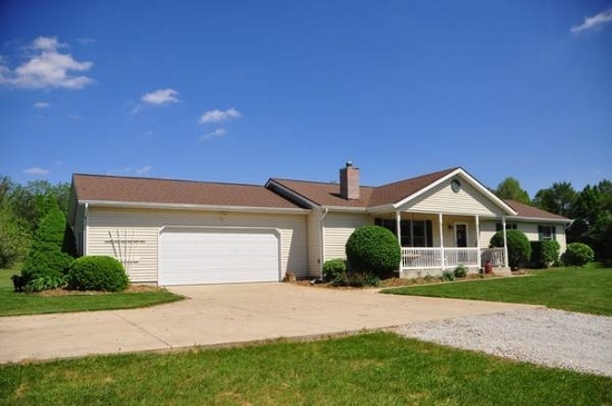 16922 Thorn Road Culver, IN 46511 - Photo 3 of 30