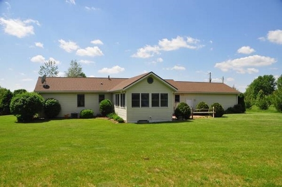 16922 Thorn Road Culver, IN 46511 - Photo 6 of 30
