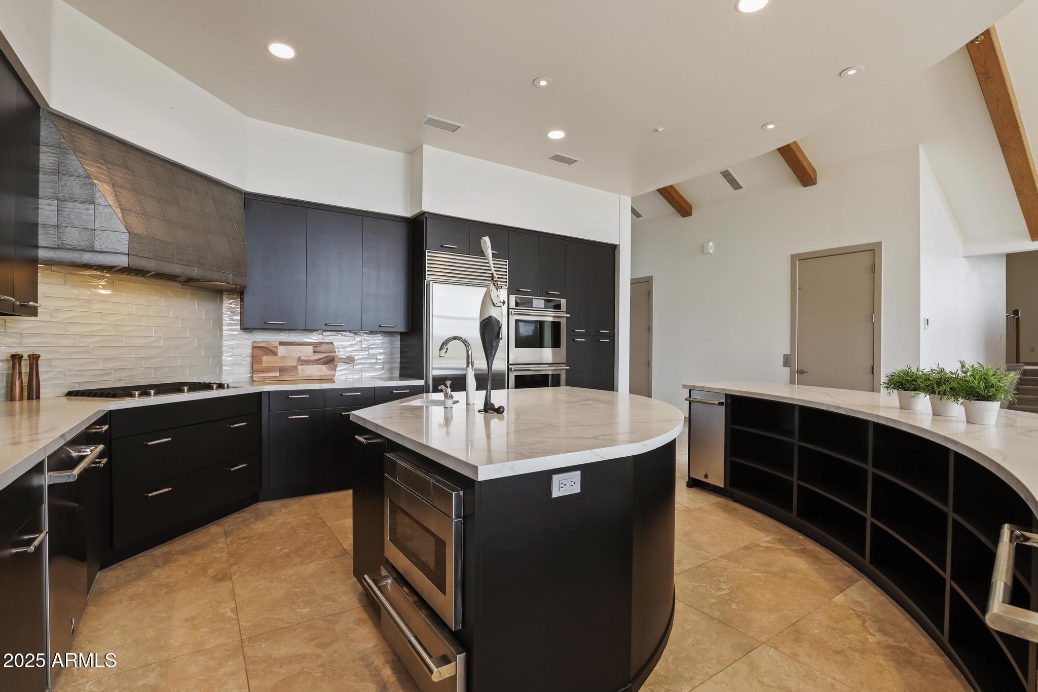 2203 East Scenic Drive Payson, AZ 85541 - Photo 12 of 74 a kitchen with kitchen island granite countertop a sink stove and refrigerator