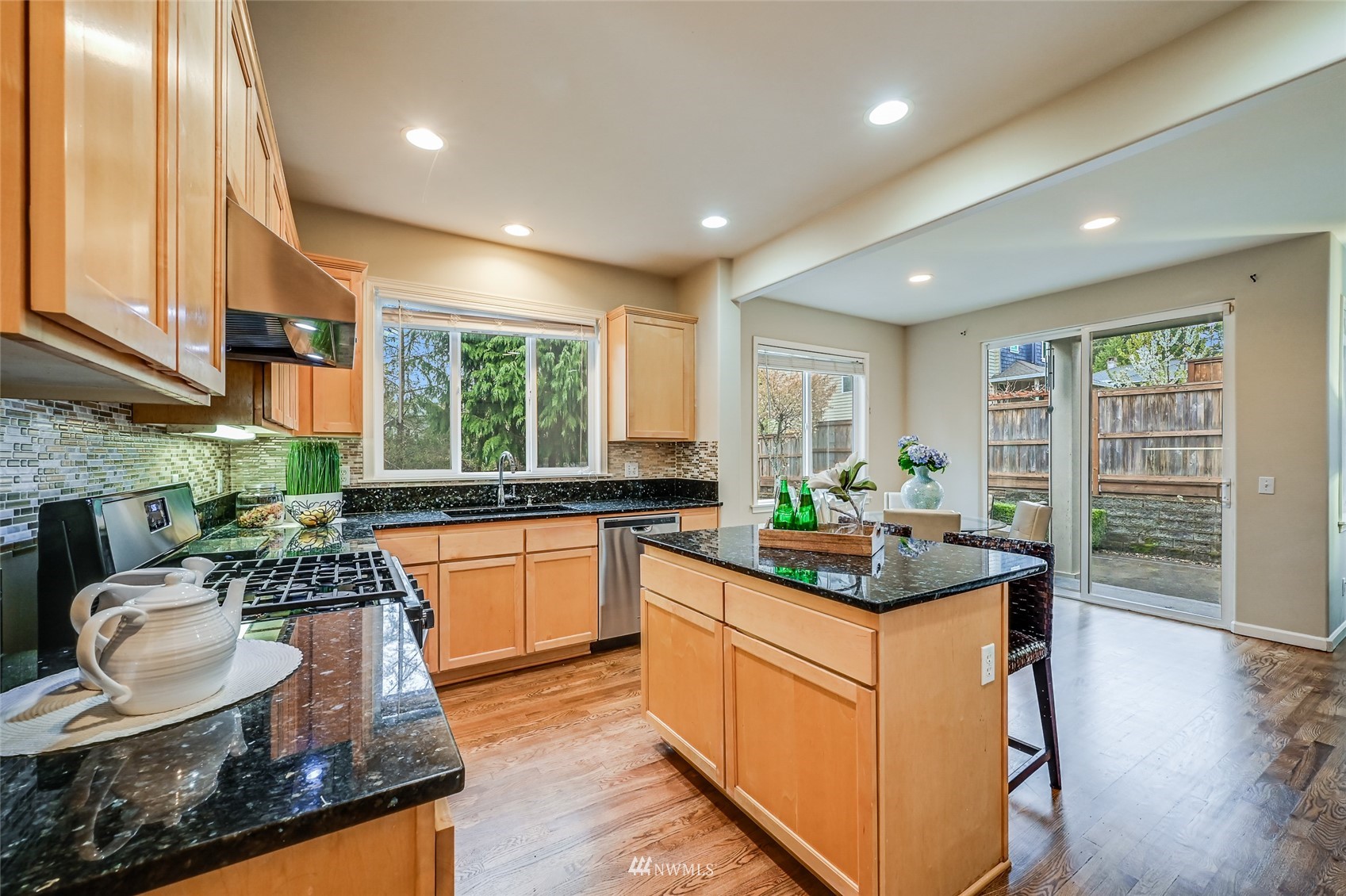 2307 198th Street Southeast Bothell, WA 98012 - Photo 8 of 39 Gallery Image 8