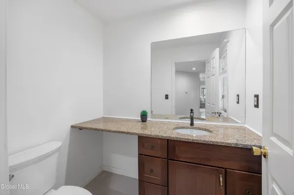 $628,000 | 73 Pepper Lane, Greenfield, NY 12866