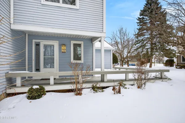 $628,000 | 73 Pepper Lane, Greenfield, NY 12866