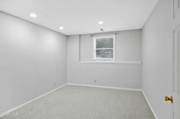 $628,000 | 73 Pepper Lane, Greenfield, NY 12866