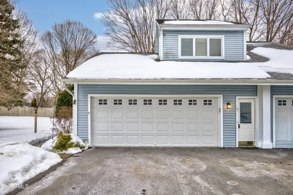 $628,000 | 73 Pepper Lane, Greenfield, NY 12866