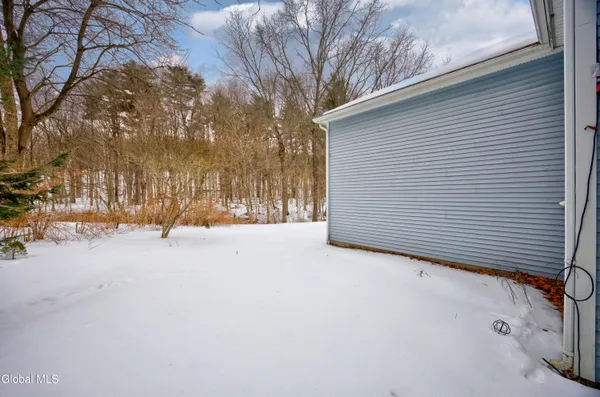 $628,000 | 73 Pepper Lane, Greenfield, NY 12866