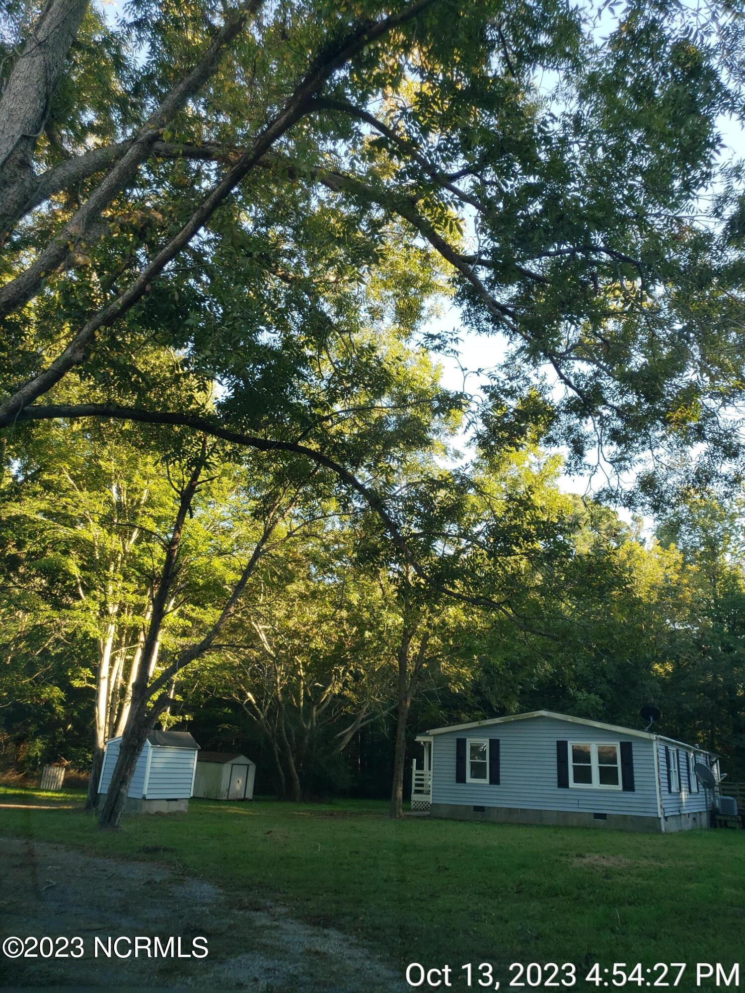 418 Wickham Road Shiloh, NC 27974 - Photo 22 of 28 TimePhoto_20231013_165427