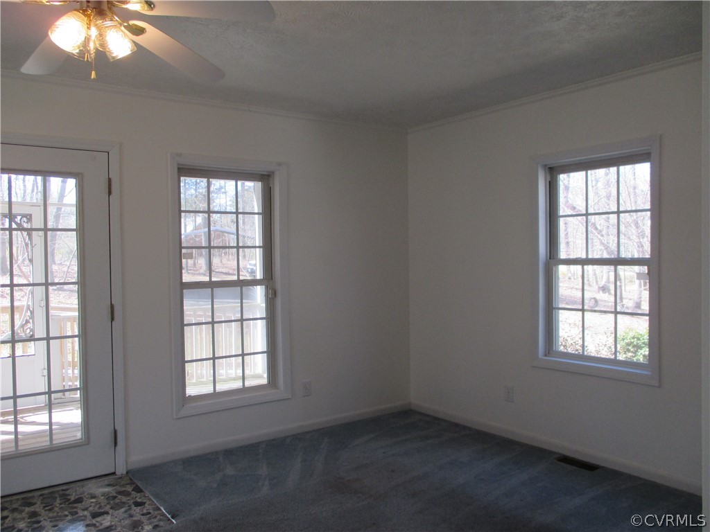 62 Falls Road Victoria, VA 23974 - Photo 21 of 36 an empty room with a window