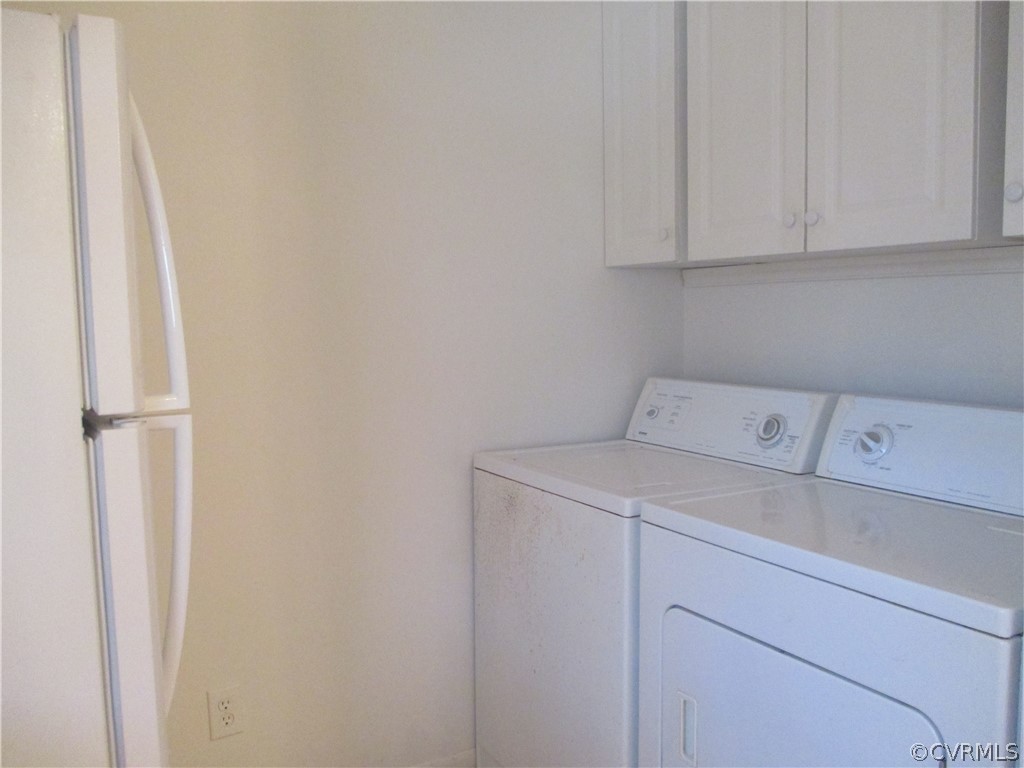 62 Falls Road Victoria, VA 23974 - Photo 26 of 36 a utility room with dryer and washer