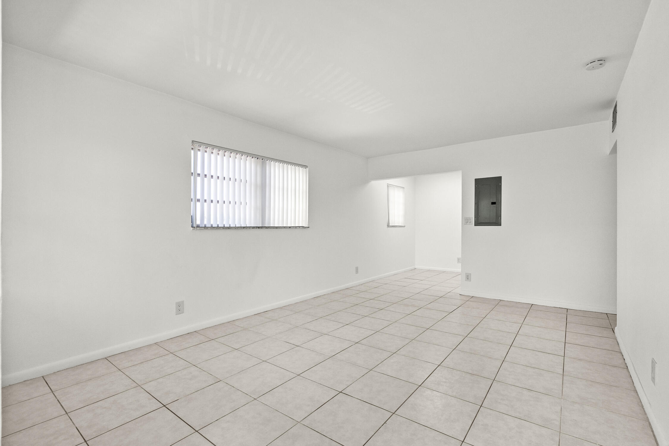 1499 Northwest 15th Avenue, Unit 27 Boca Raton, FL 33486 - Photo 13 of 19 DSC02218